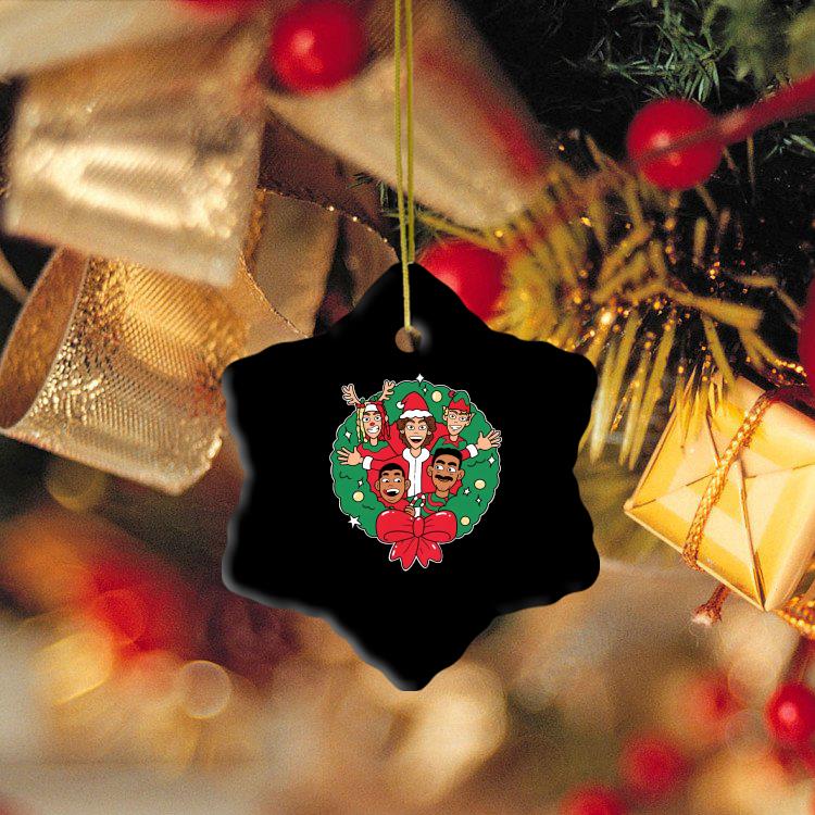 Baylen Levine Wreath Christmas Ornament mockup ornament ngoi sao