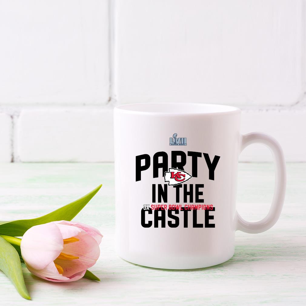 Official Kansas City Chiesf Party In The Castle 3x Super Bowl Champions Mug