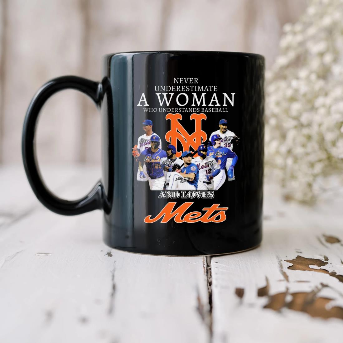 Never underestimate a woman who understands baseball and loves mets shirt,  hoodie, sweater, long sleeve and tank top