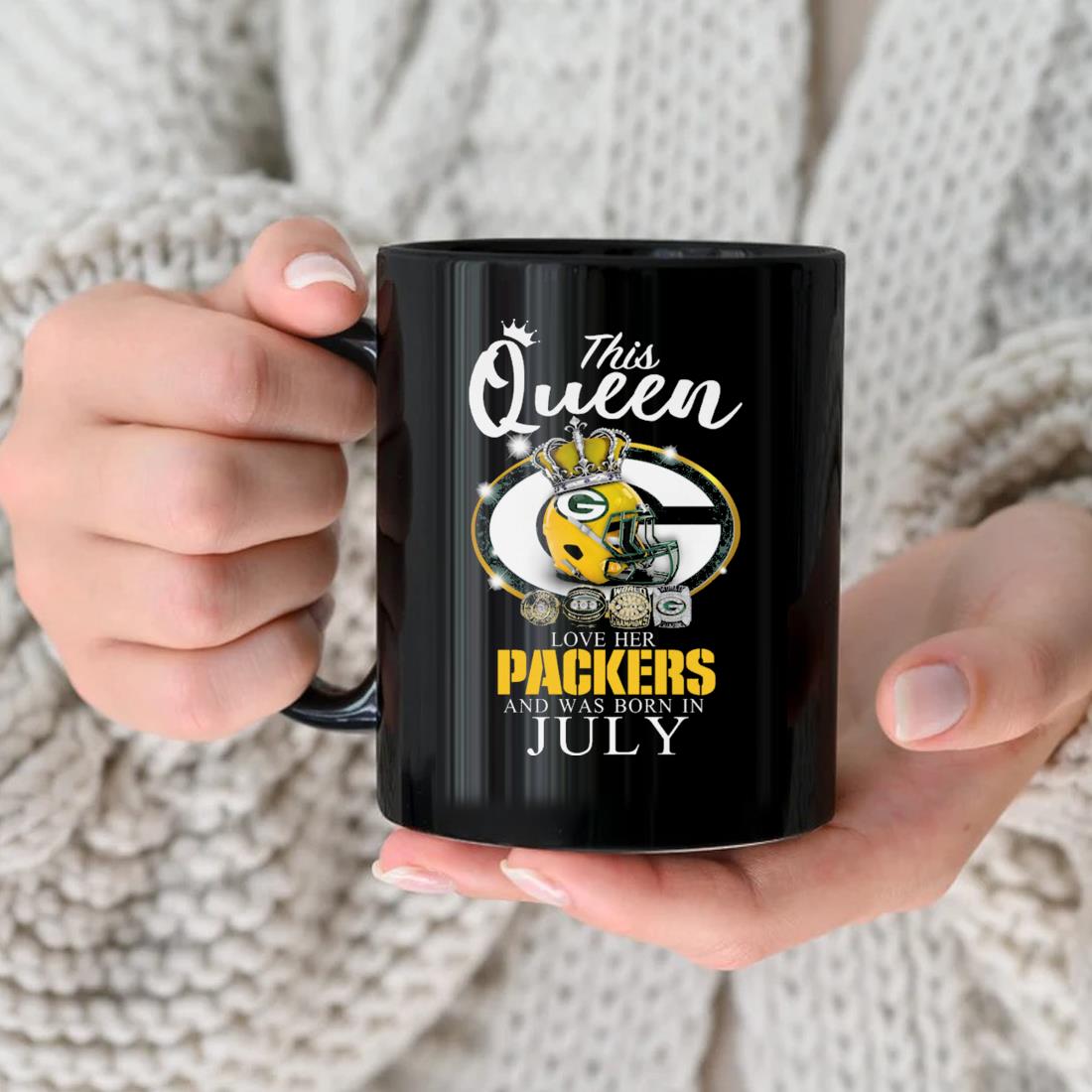 This Queen Love Her Packers And Was Born In July Mug nhu
