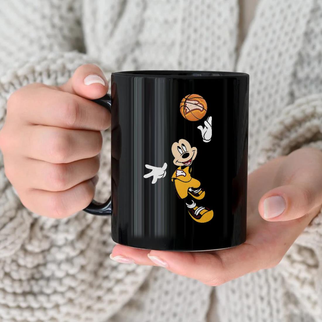 Winthrop Eagles Mickey Mouse March Madness 2023 Mug nhu